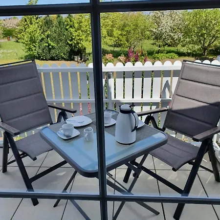 Ruhige, Moderne Maisonette Ruegensonne Mit Grossem Balkon - Umgeben Vom Wasser