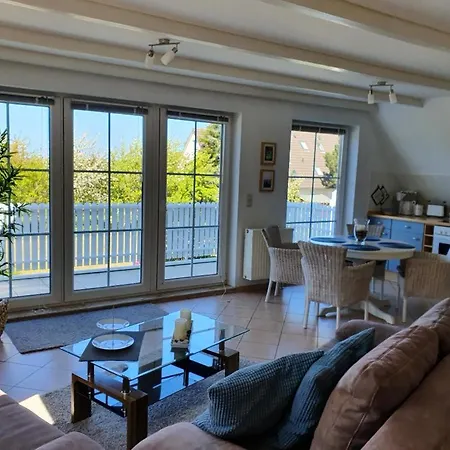 Ruhige, Moderne Maisonette Ruegensonne Mit Grossem Balkon - Umgeben Vom Wasser